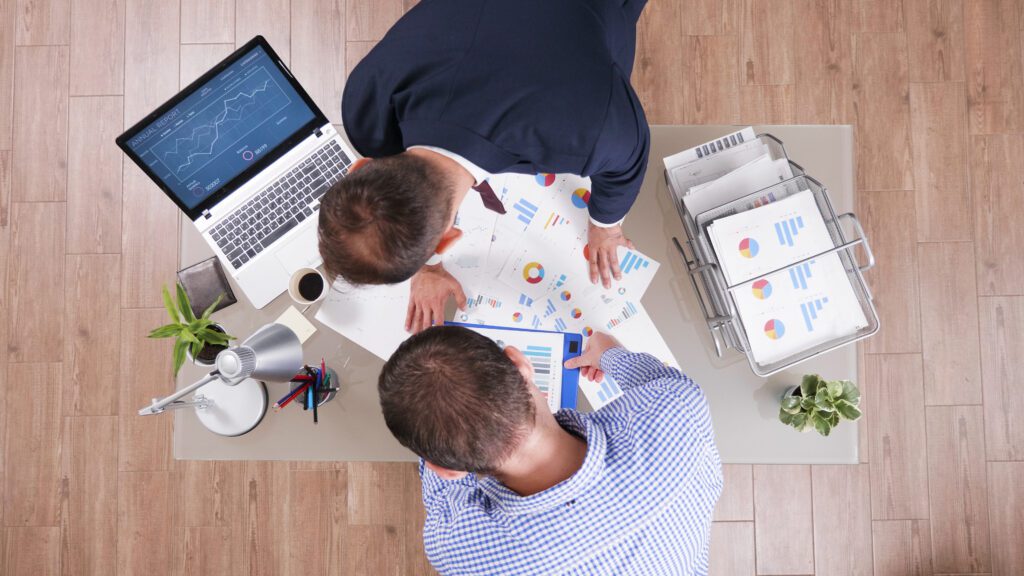 Plano de marketing B2B em 12 meses: como estruturar um crescimento previsível